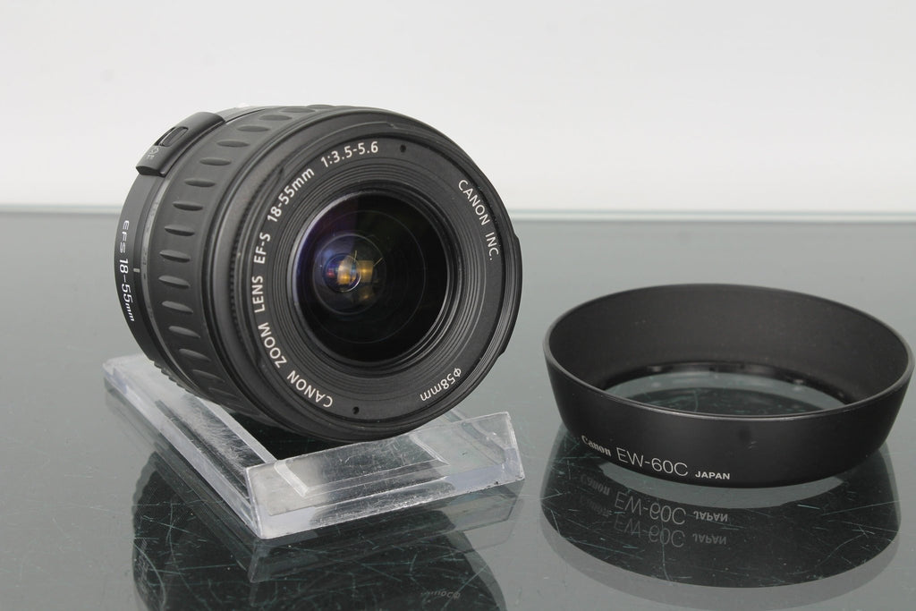 Canon EF - S 18 - 55mm f/3.5 - 5.6 - Dutch|Thrift