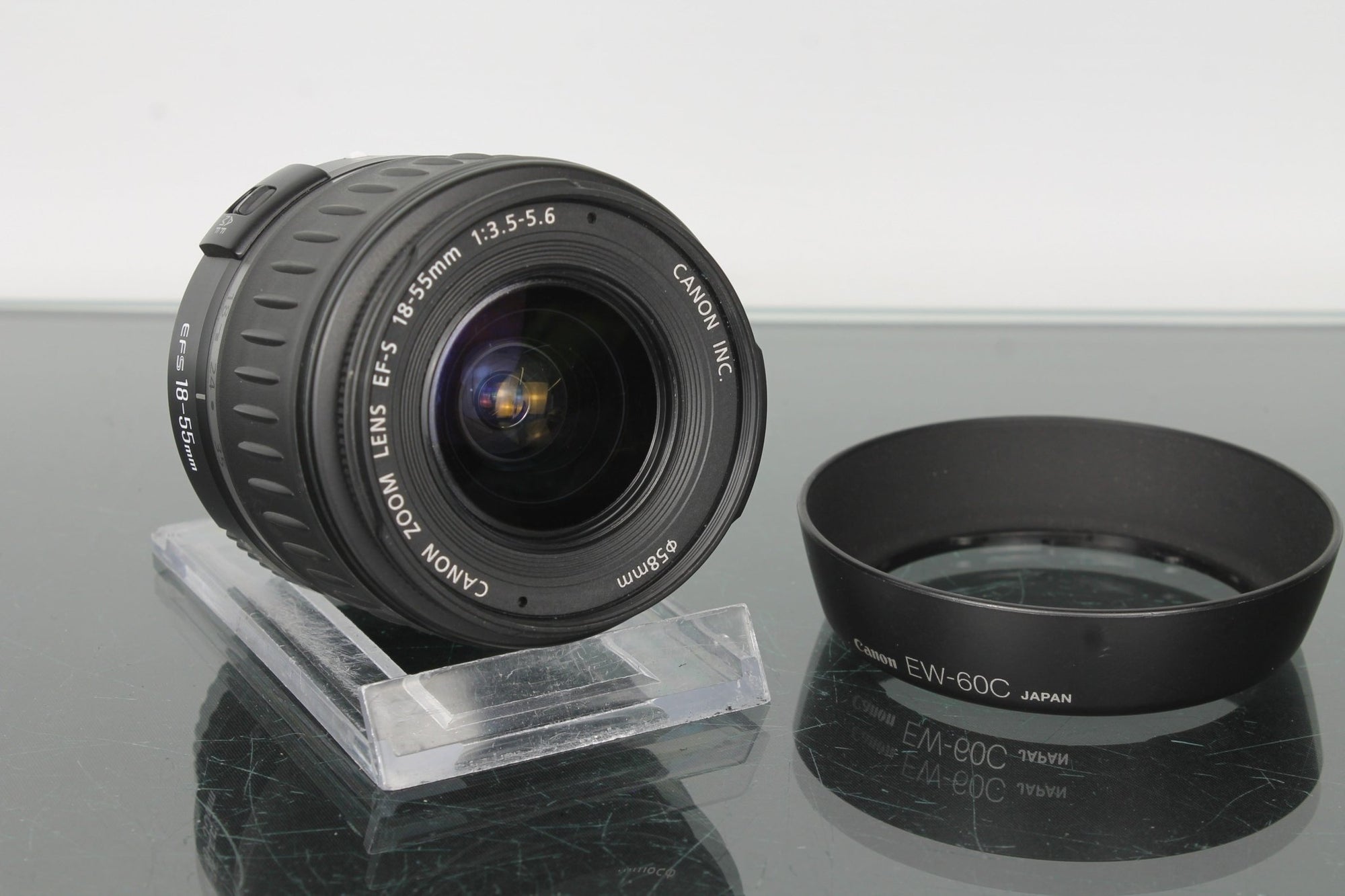 Canon EF - S 18 - 55mm f/3.5 - 5.6 - Dutch|Thrift