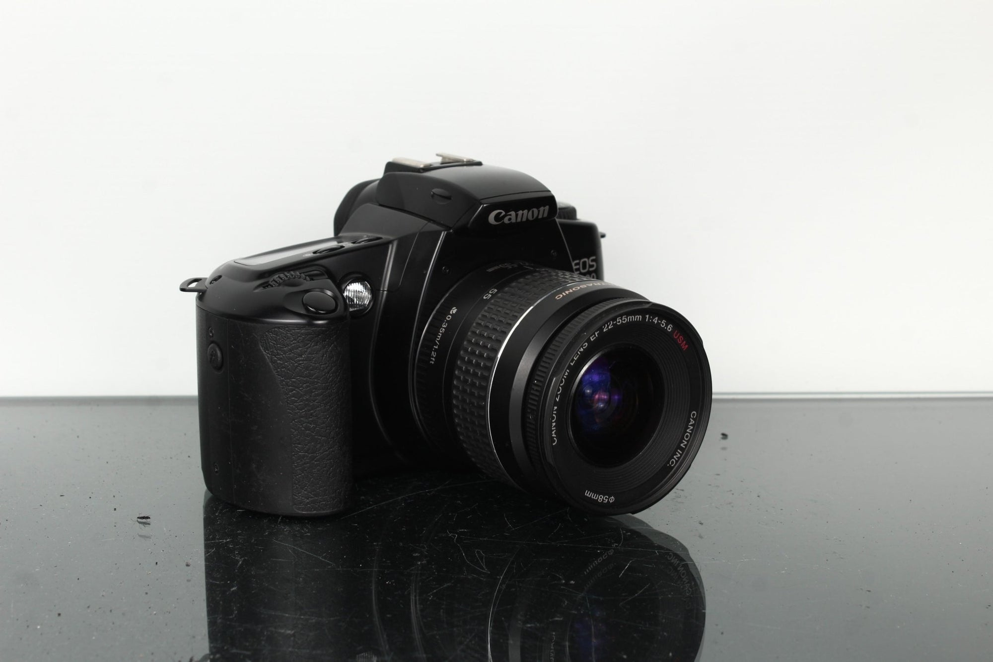 Canon EOS 3000 + Canon EF 22 - 55mm 1:4 - 5.6 - Dutch|Thrift