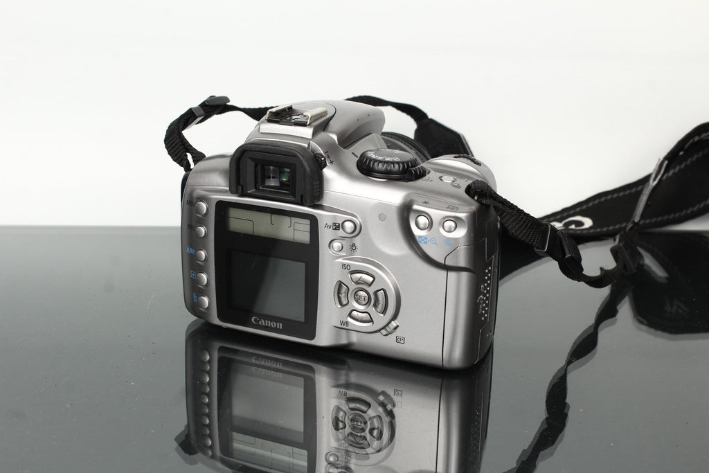 Canon EOS 300D + Canon EF 28 - 105mm f/4 - 5.6 - Dutch|Thrift