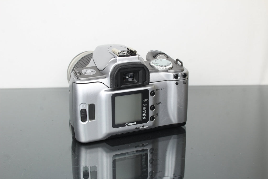 Canon EOS 300V + Canon 28 - 90mm 1:4 - 5,6 lens - Dutch|Thrift