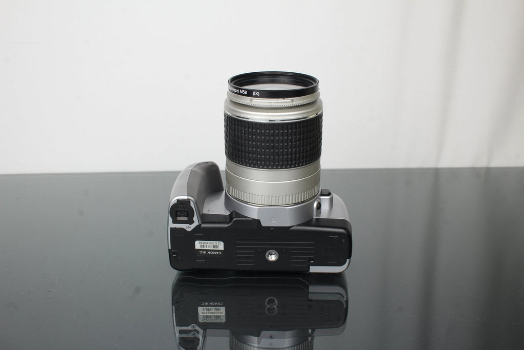 Canon EOS 300V + Canon 28 - 90mm 1:4 - 5,6 lens - Dutch|Thrift