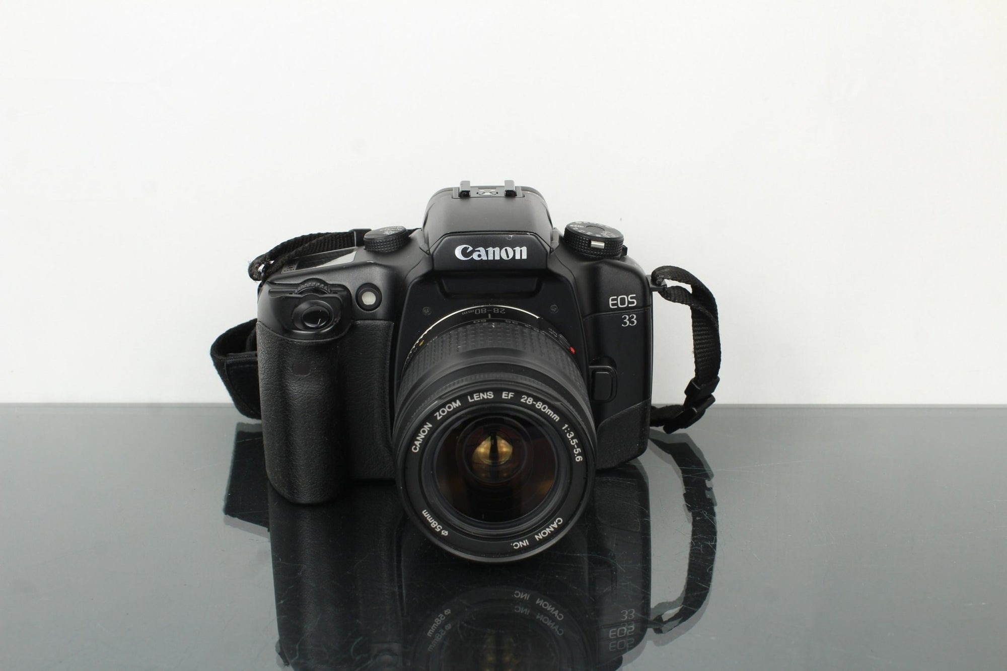 Canon EOS 33 - Dutch|Thrift