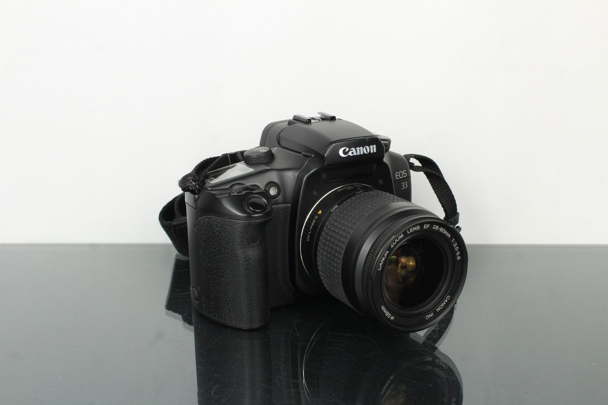 Canon EOS 33 - Dutch|Thrift