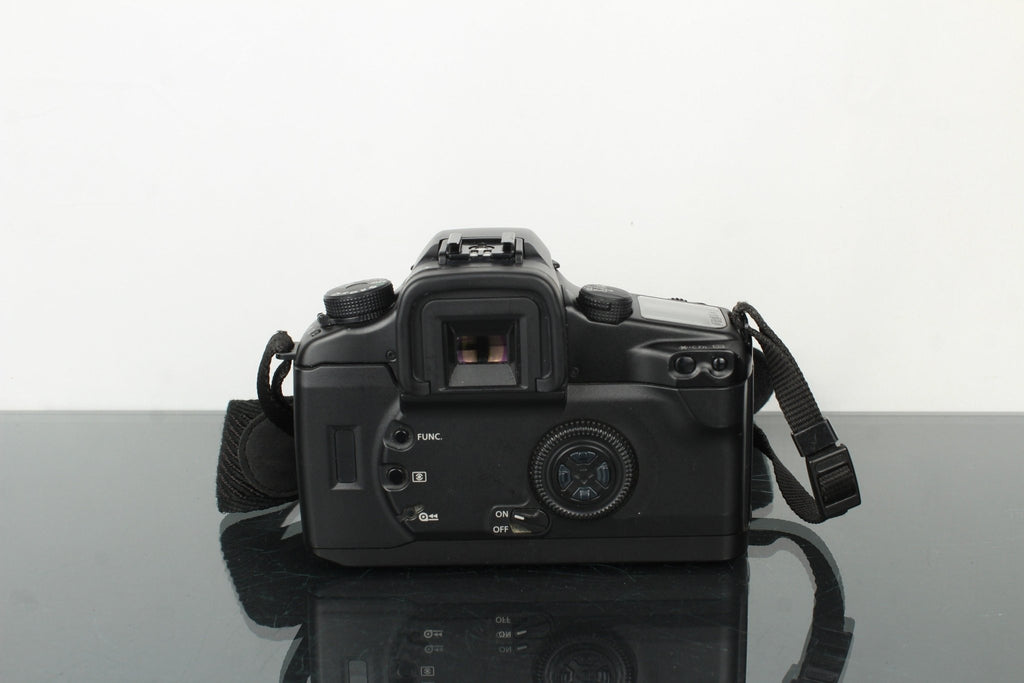 Canon EOS 33 - Dutch|Thrift