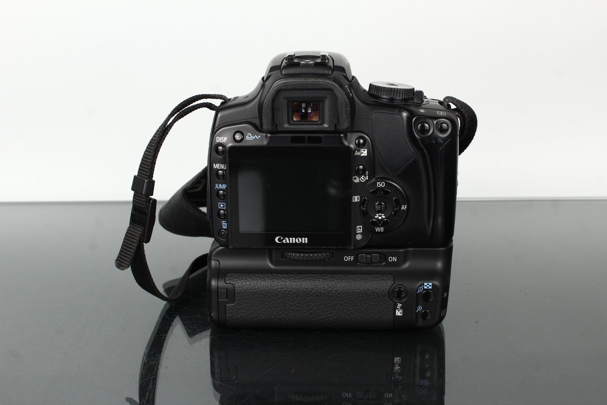 Canon EOS 400D + EF - S 18 - 55mm f/3.5 - 5.6 - Dutch|Thrift