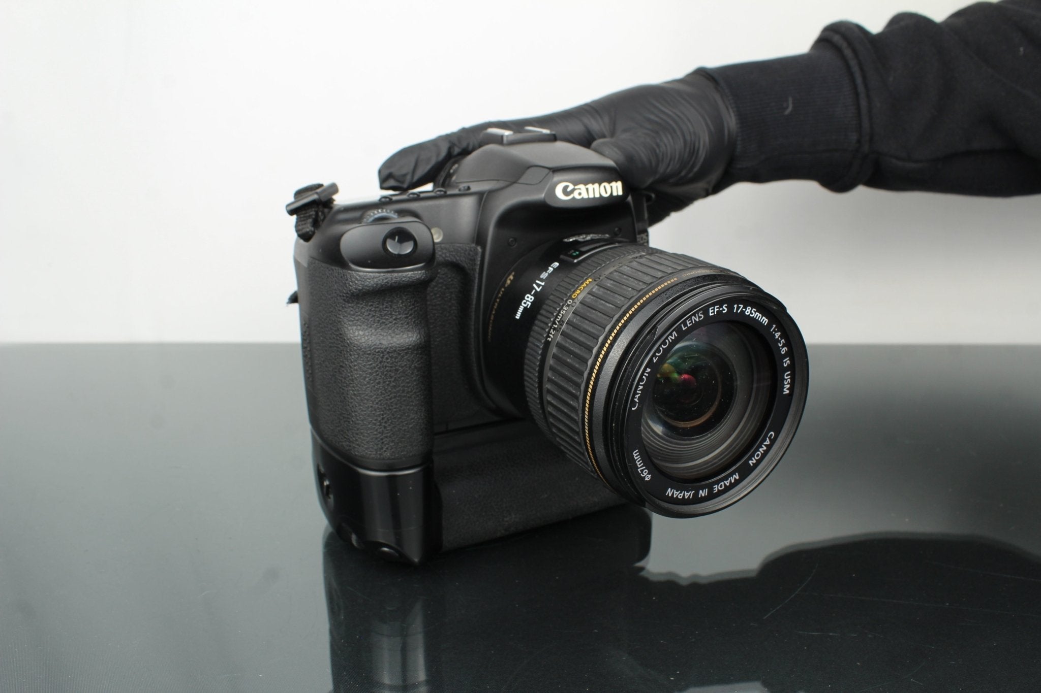 Canon EOS 40D + Canon Zoom Lens EF-S 17-85mm 1:4-5.6 67mm – Dutch