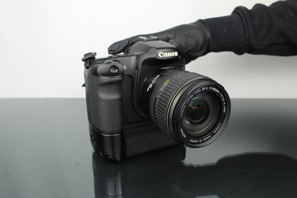 Canon EOS 40D + Canon Zoom Lens EF - S 17 - 85mm 1:4 - 5.6 67mm - Dutch|Thrift