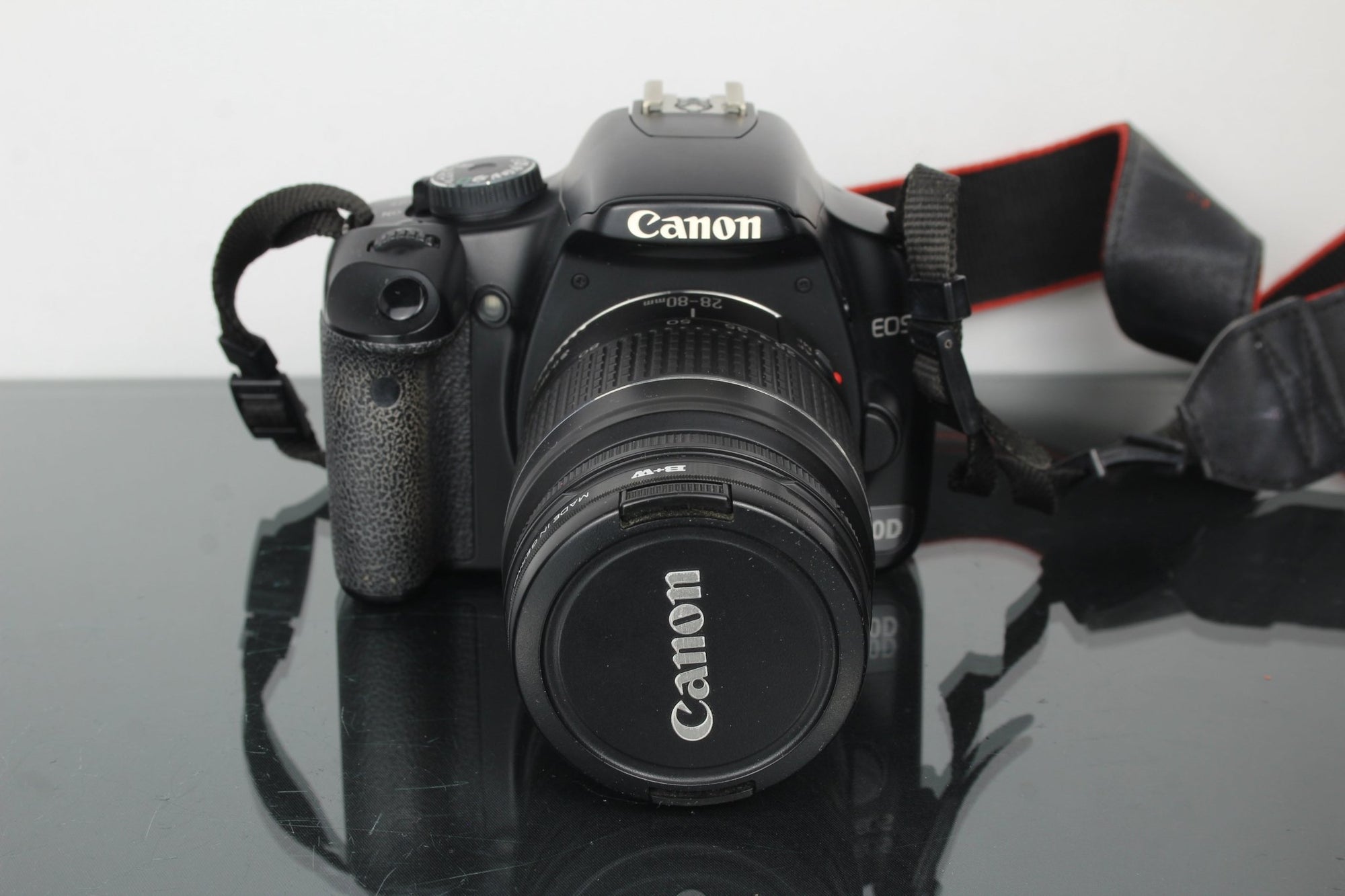 Canon EOS 450D + 28 - 80mm 1:3.5 - 5.6 Canon lens - Dutch|Thrift