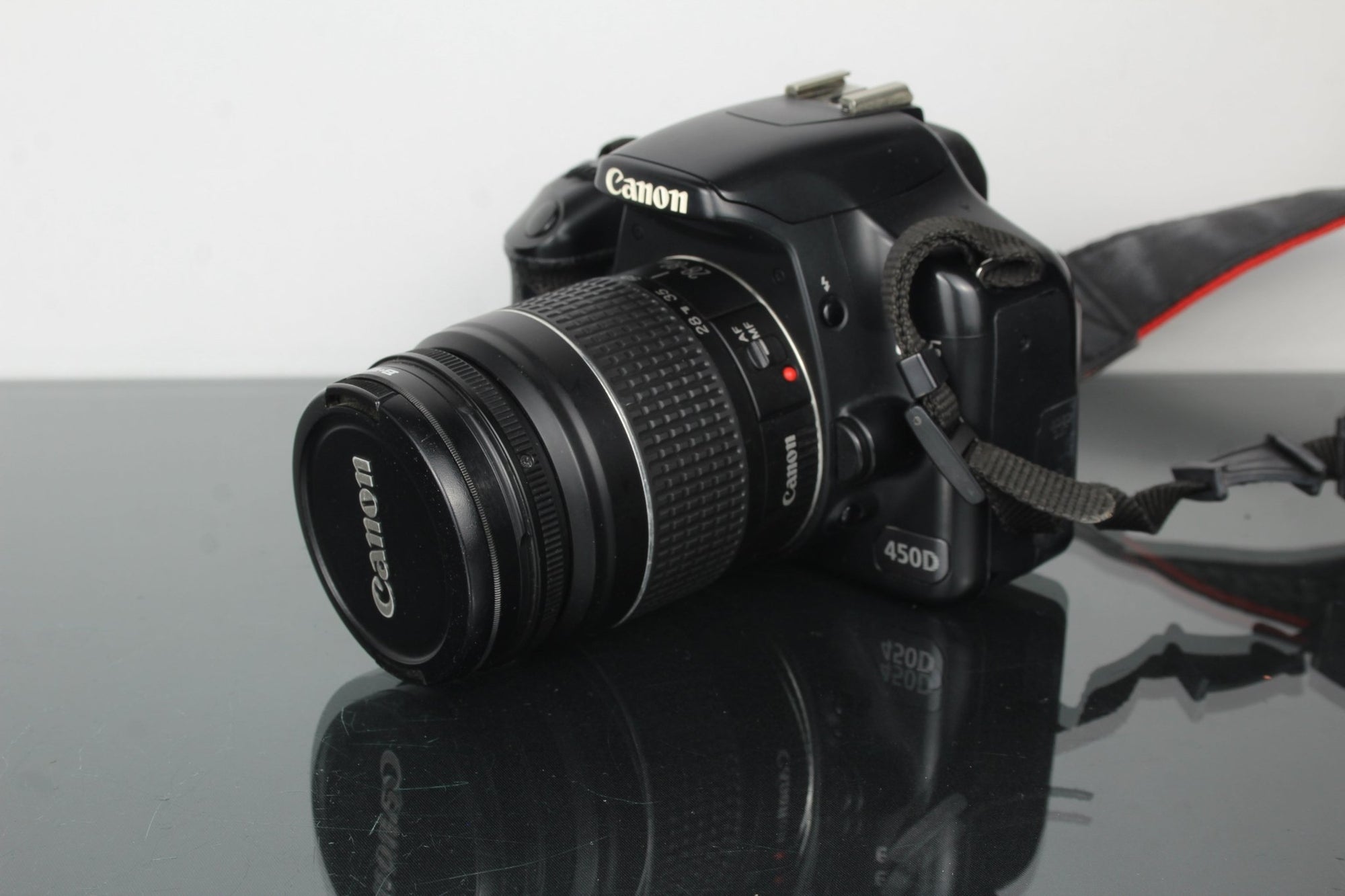 Canon EOS 450D + 28 - 80mm 1:3.5 - 5.6 Canon lens - Dutch|Thrift