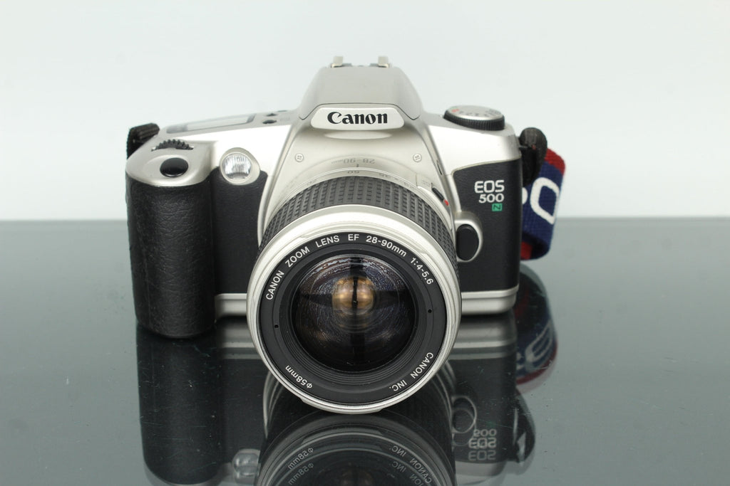 Canon EOS 500N + EF 28 - 90mm f/4 - 5.6 - Dutch|Thrift