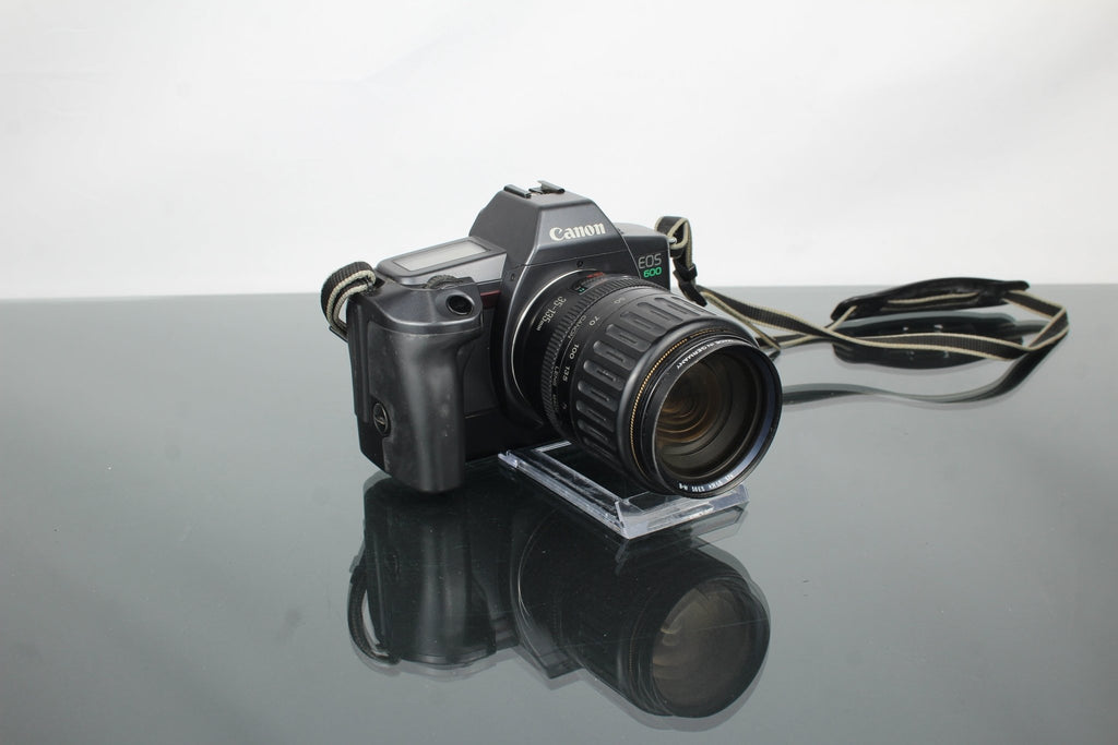 Canon EOS 600 + 35 - 135mm 1:4 - 5.6 Canon EF lens - Dutch|Thrift