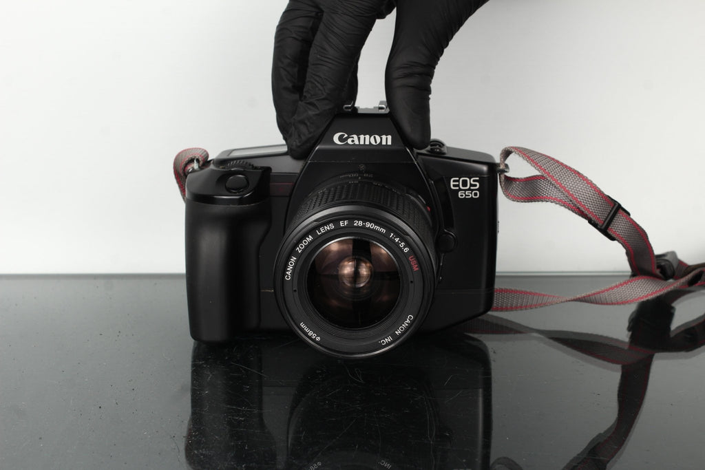 Canon EOS 650 + Canon EF 28 - 90mm 1:4 - 5.6 - Dutch|Thrift