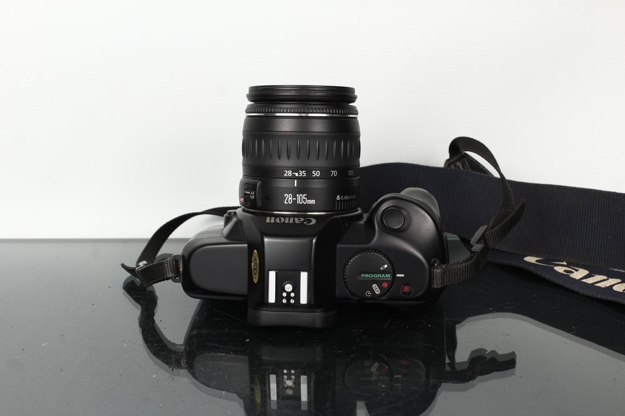 Canon EOS 850 + Canon Zoom Lens EF 28 - 105mm 1:4 - 5.6 - Dutch|Thrift