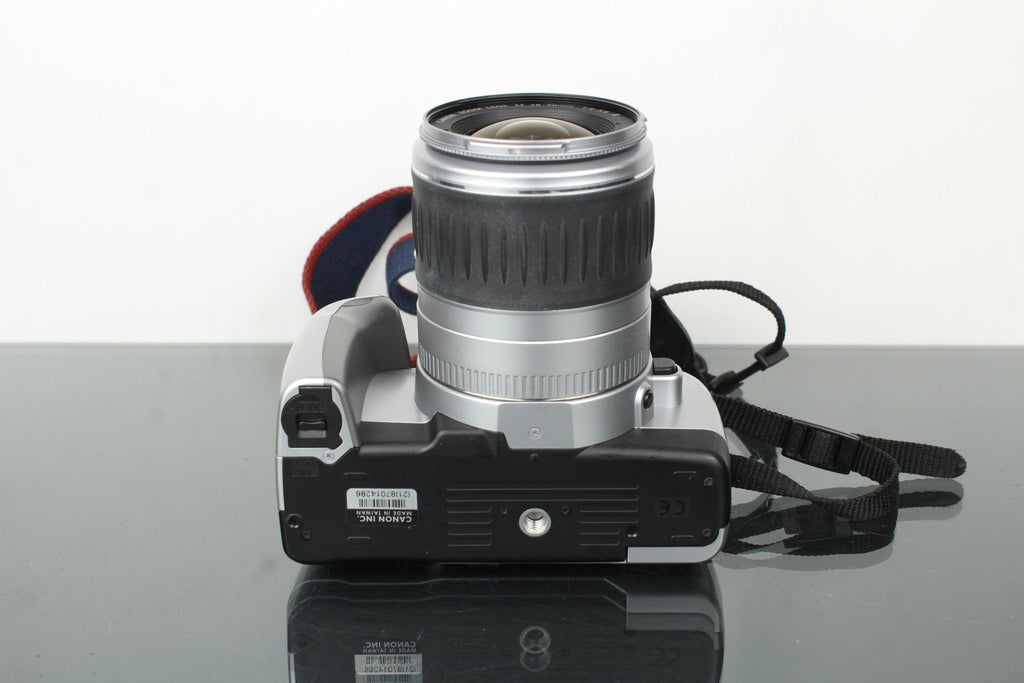 Canon EOS Rebel TI + Canon EF 28 - 90mm 1:4 - 5.6 lens - Dutch|Thrift