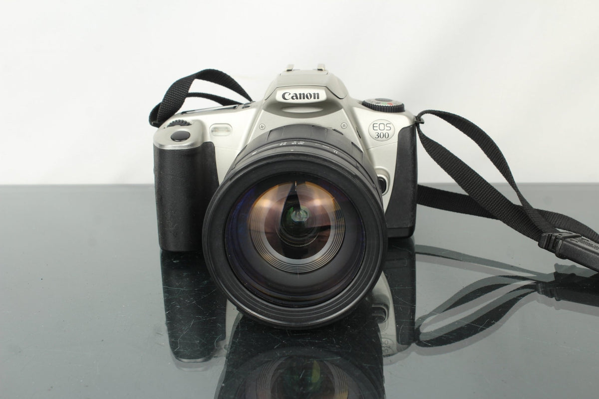 Canon EOS300 + Tamron AF Aspherical LD 28 - 200mm 1:3.8 - 5.6 (Canon EF mount) - Dutch|Thrift