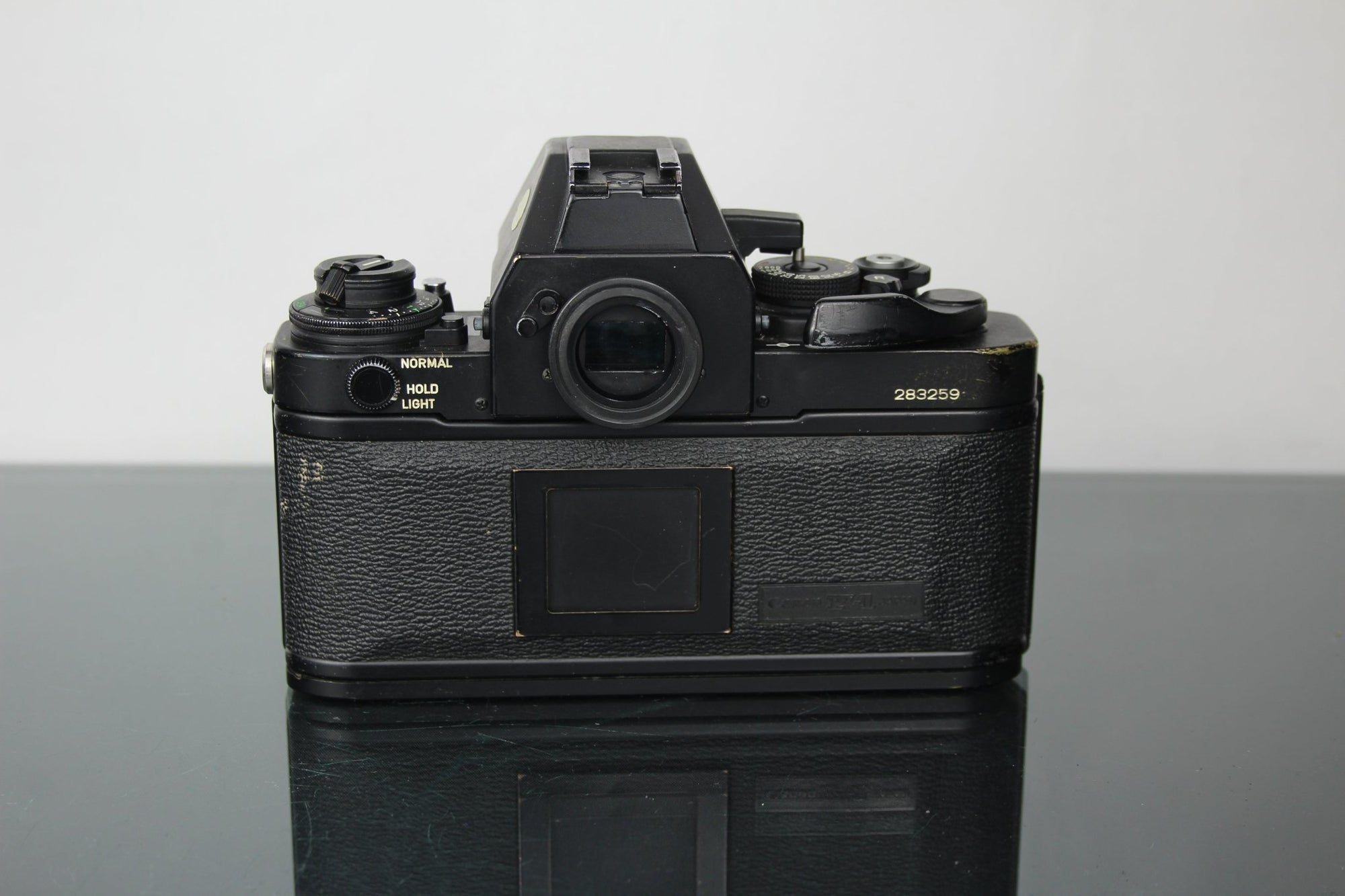 Canon F - 1 + 50mm 1.8 FD lens - Dutch|Thrift