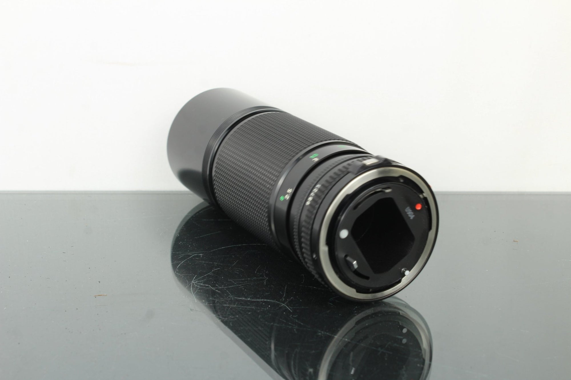 Canon FD 100 - 200mm 1:5.6 FD Mount - Dutch|Thrift
