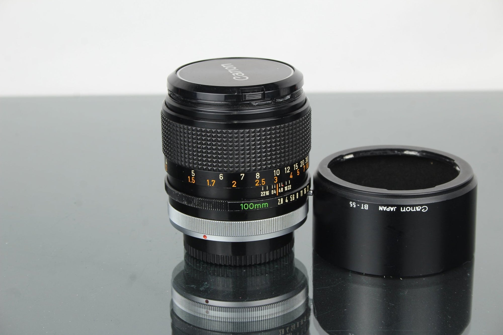 Canon FD 100mm 1:2.8 S.S.C. lens (FD mount) - Dutch|Thrift