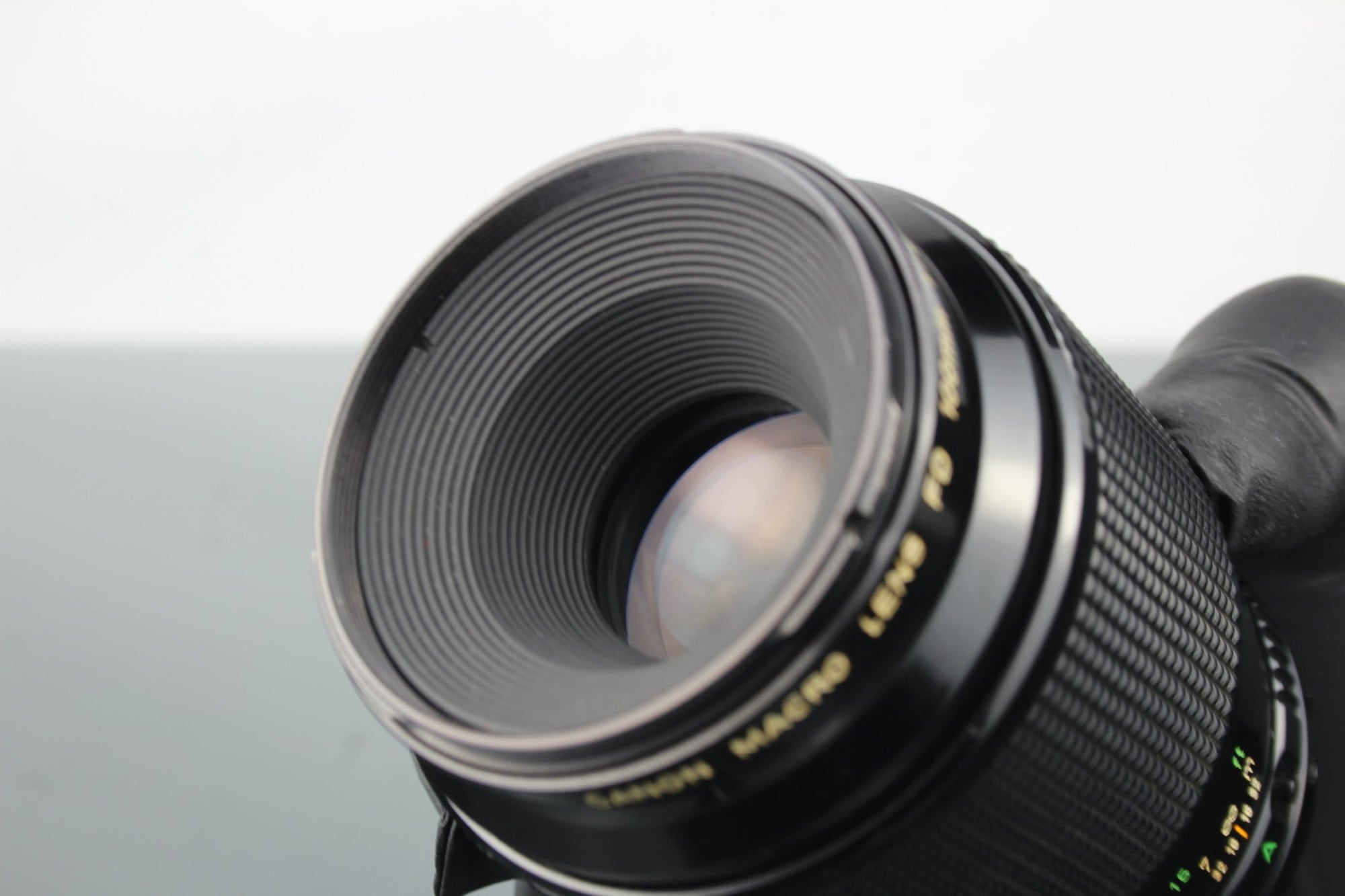 Canon FD 100mm 1:4 (FD Mount) - Dutch|Thrift