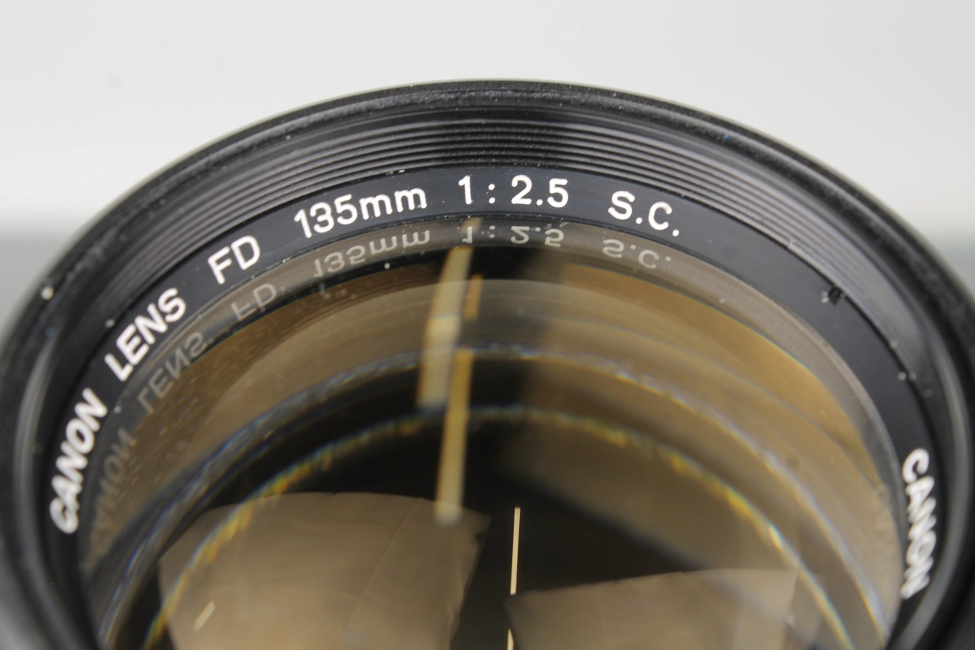 Canon FD 135mm 1:2.5 S.C. - Dutch|Thrift