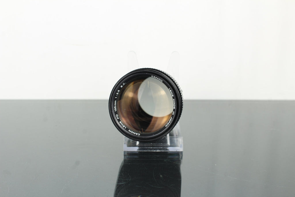 Canon FD 135mm 1:2.5 S.C. FD Mount - Dutch|Thrift