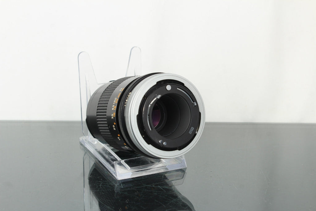 Canon FD 135mm f/3.5 - Dutch|Thrift