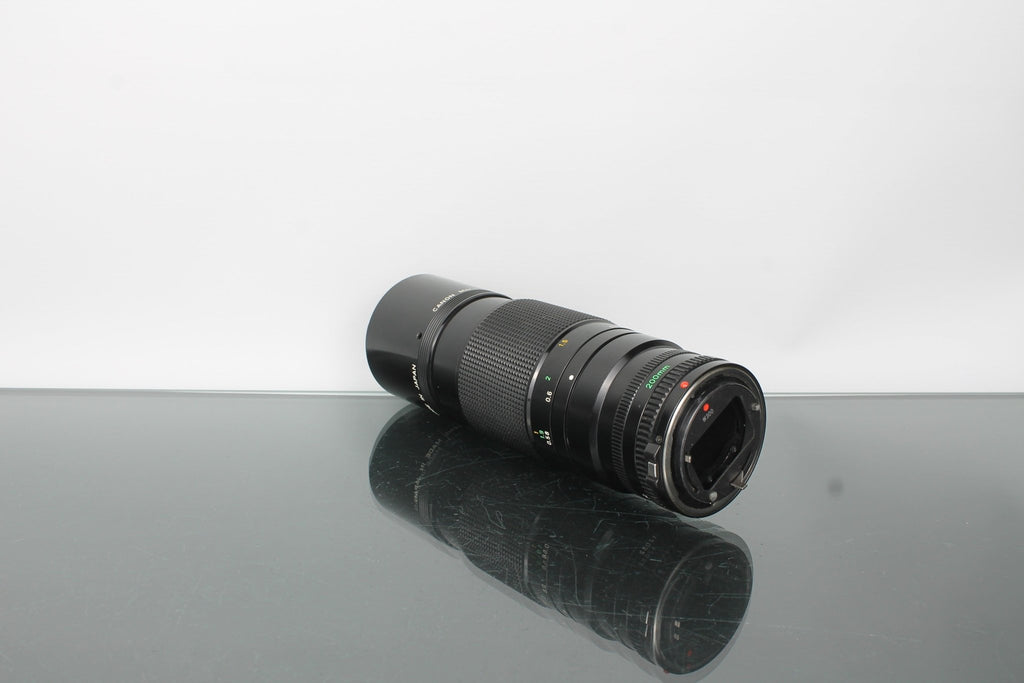 Canon FD 200mm 1:4 - Dutch|Thrift
