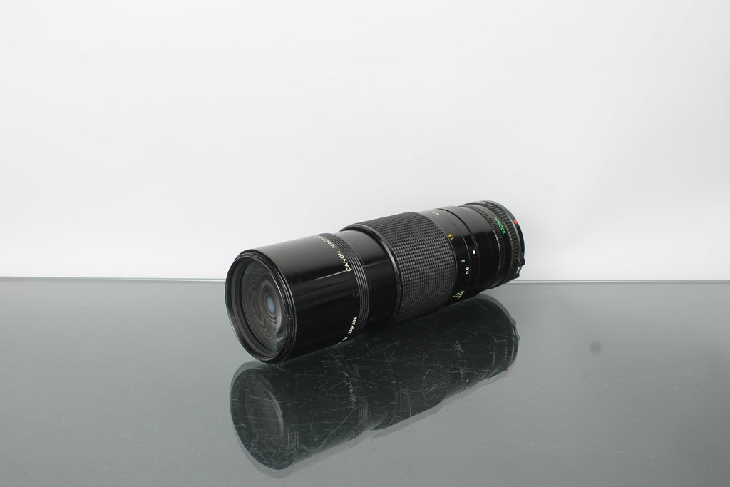 Canon FD 200mm 1:4 - Dutch|Thrift