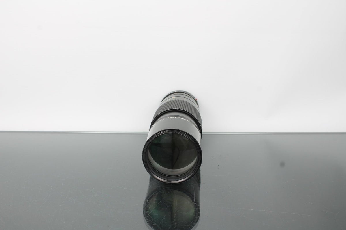 Canon FD 200mm 1:4 - Dutch|Thrift