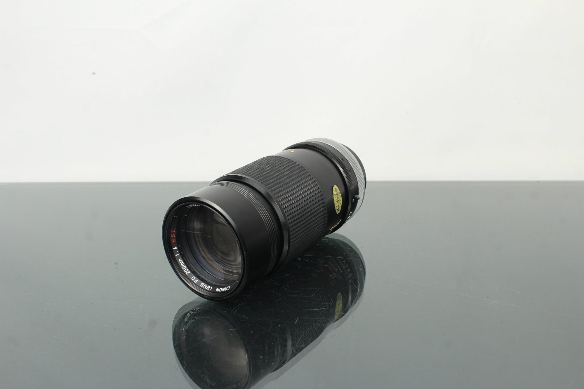 Canon FD 200mm 1:4 FD Mount - Dutch|Thrift