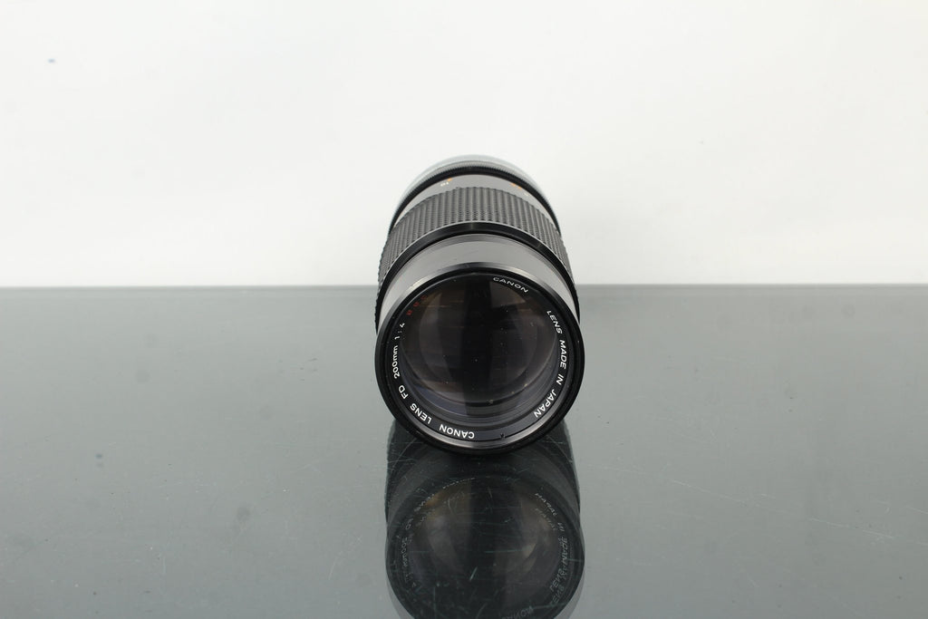 Canon FD 200mm 1:4 FD Mount - Dutch|Thrift