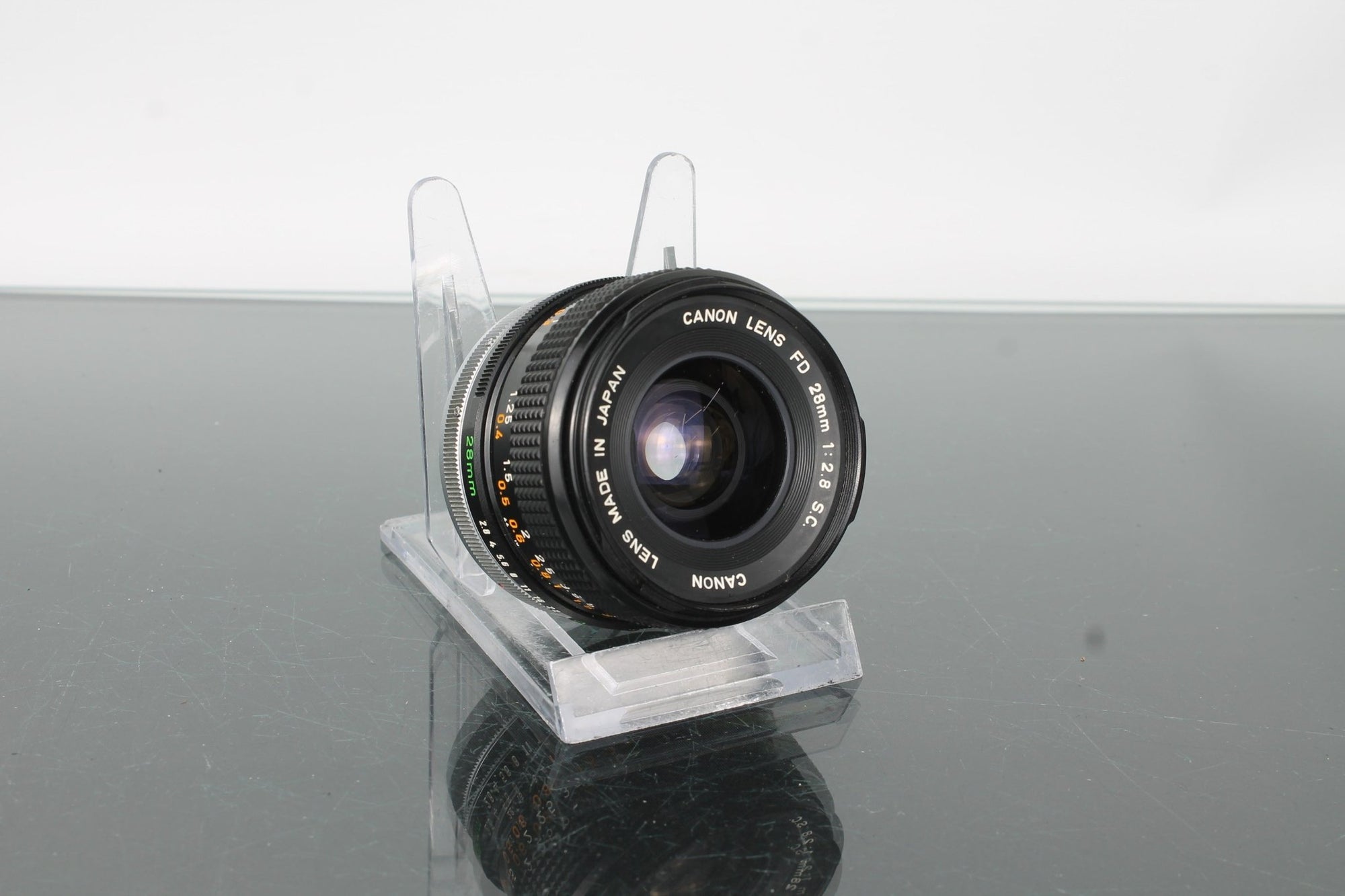 Canon FD 28mm f/2.8 S.C. - Dutch|Thrift