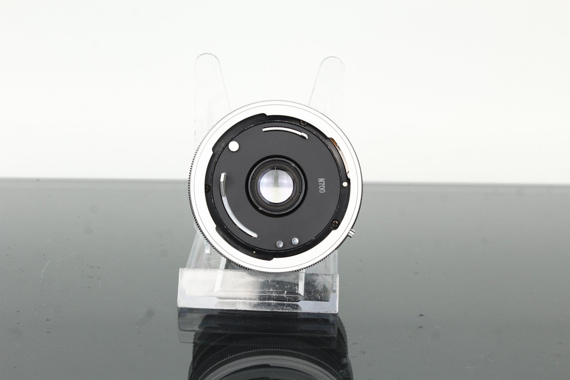 Canon FD 28mm f/3.5 - Dutch|Thrift