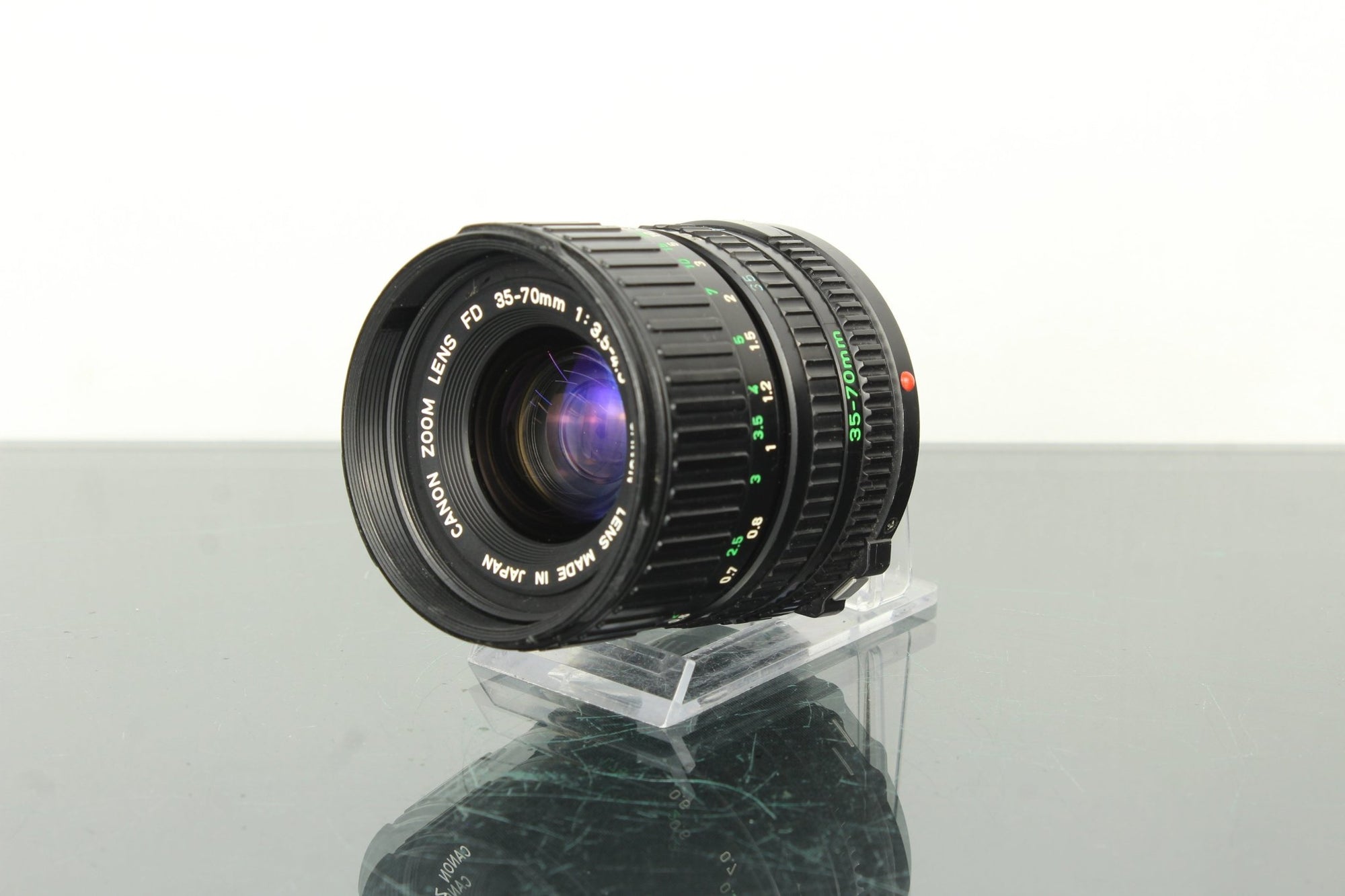 Canon FD 35 - 70mm 1:3.5 - 4.5 Canon FD Mount - Dutch|Thrift