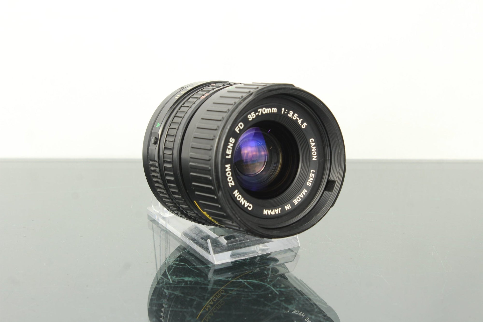 Canon FD 35 - 70mm 1:3.5 - 4.5 Canon FD Mount - Dutch|Thrift