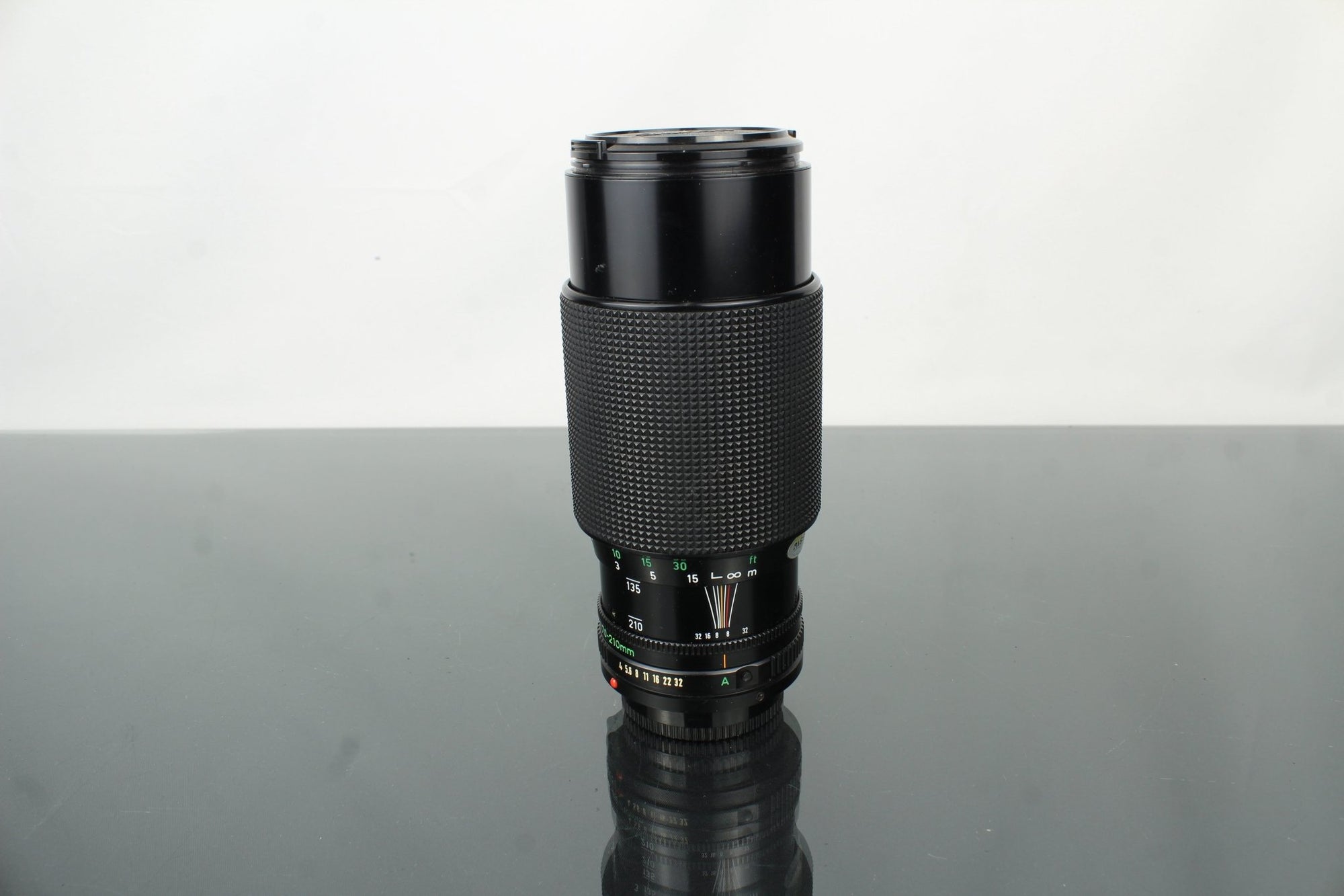 Canon FD 70 - 210mm 1:4 FD Mount - Dutch|Thrift