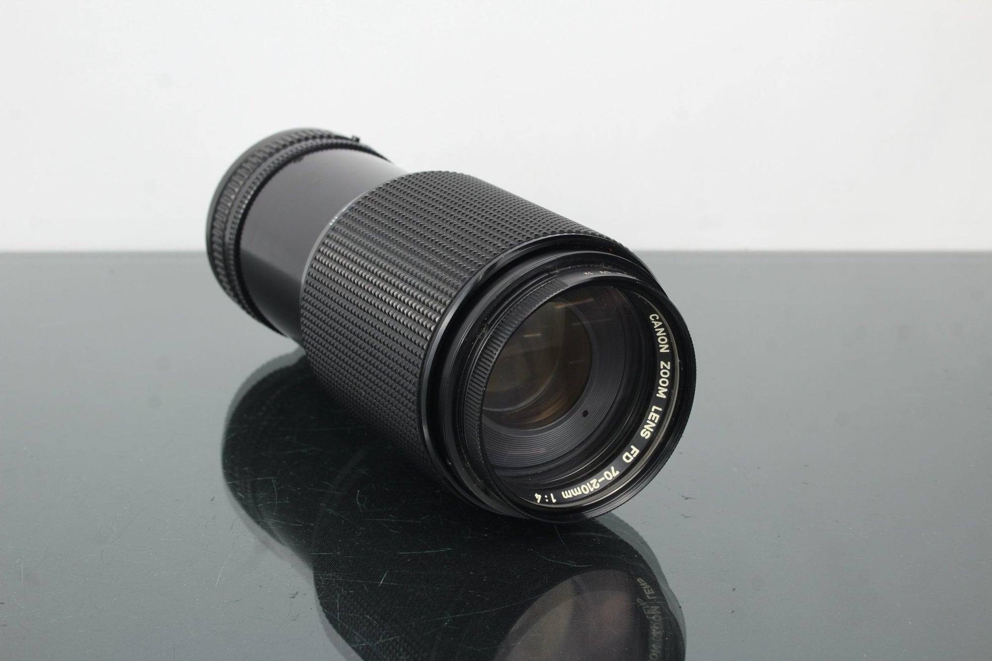 Canon FD 70 - 210mm 1:4 FD Mount - Dutch|Thrift