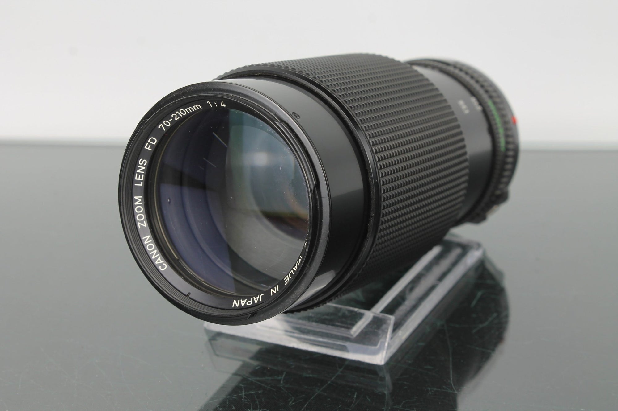 Canon FD 70 - 210mm f/4 - Dutch|Thrift