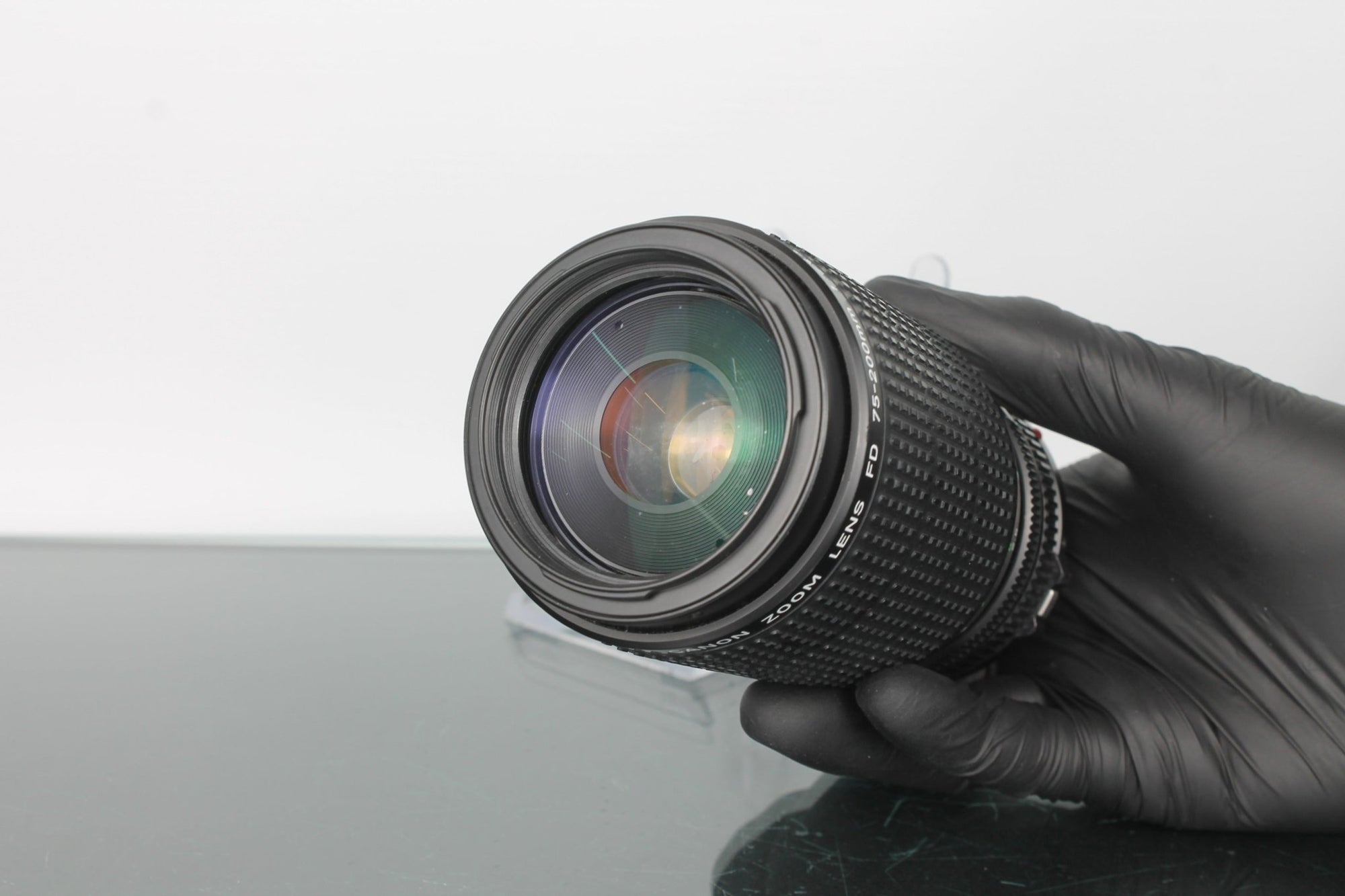 Canon FD 75-200 f 4.5 Schiebezoom (Gebraucht) in für CHF 75 - mit Canon FD 75-200 f 4.5 Schiebezoom (Gebraucht) in für CHF 75 - mit