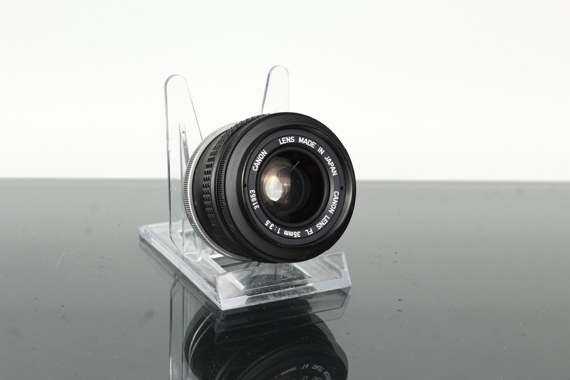 Canon FL 35mm f/3.5 - Dutch|Thrift