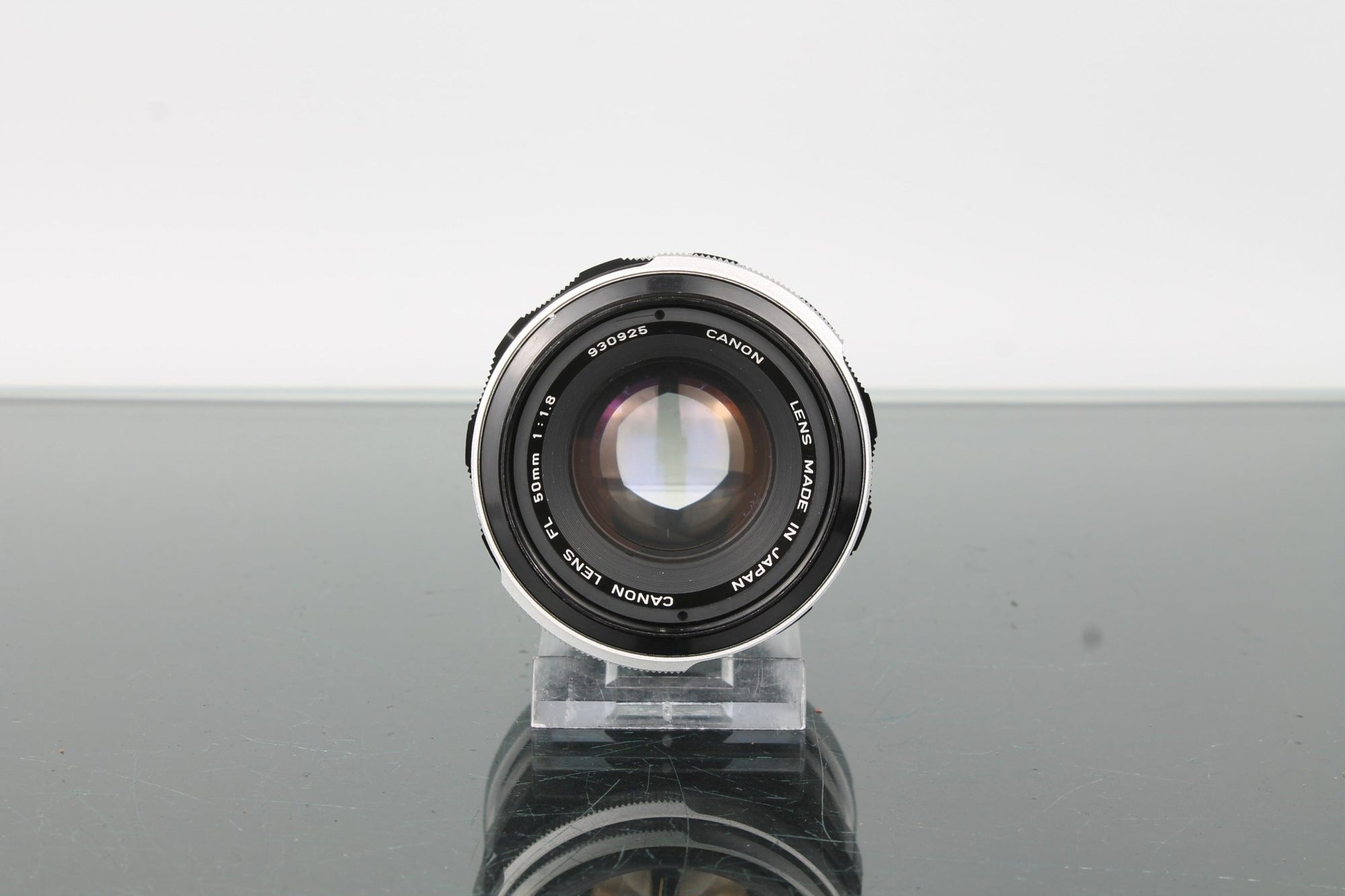 Objectif Canon FL 50mm 1:1.8 Vintage - Fabriqué au Japon – Dutch|Thrift Objectif Canon FL 50mm 1:1.8 Vintage - Fabriqué au Japon – Dutch|Thrift