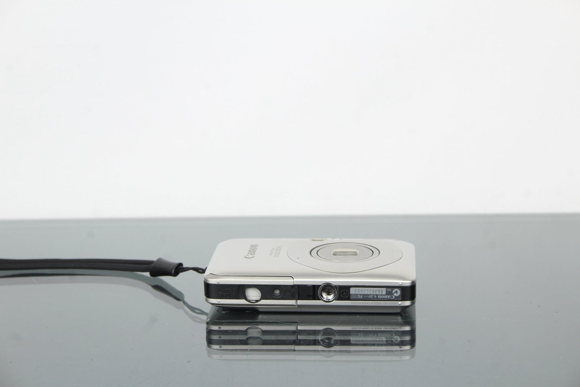 Canon IXUS 100 IS - Dutch|Thrift