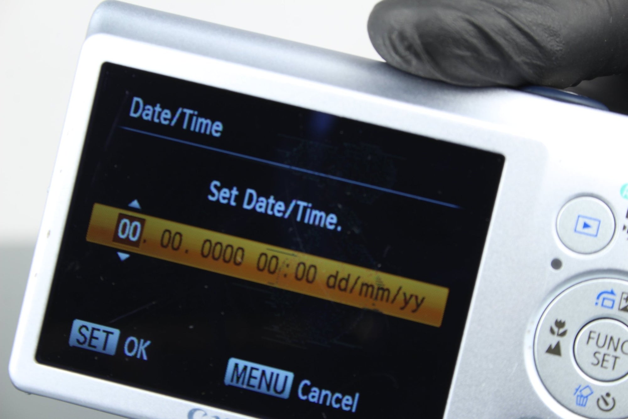 Canon IXUS 105 - Dutch|Thrift