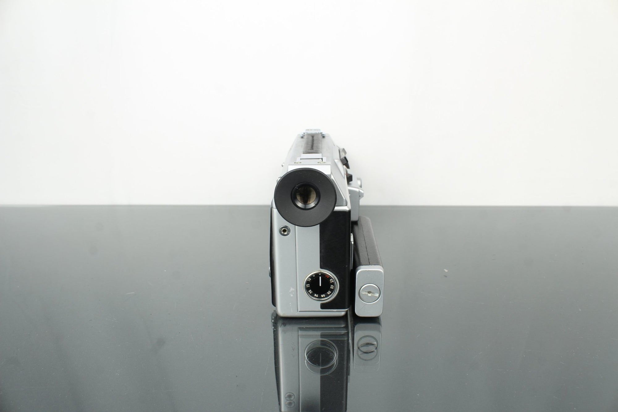 Canon Super 8 Auto Zoom 814 - Dutch|Thrift