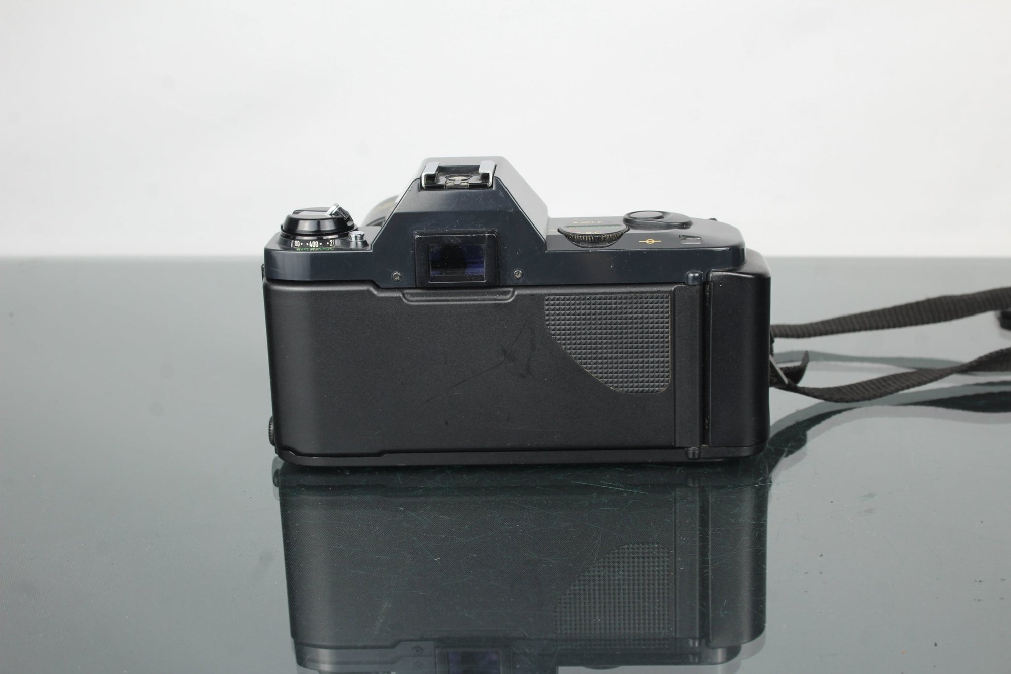 Canon T50 + Canon AC 50mm 1:1.8 lens - Dutch|Thrift