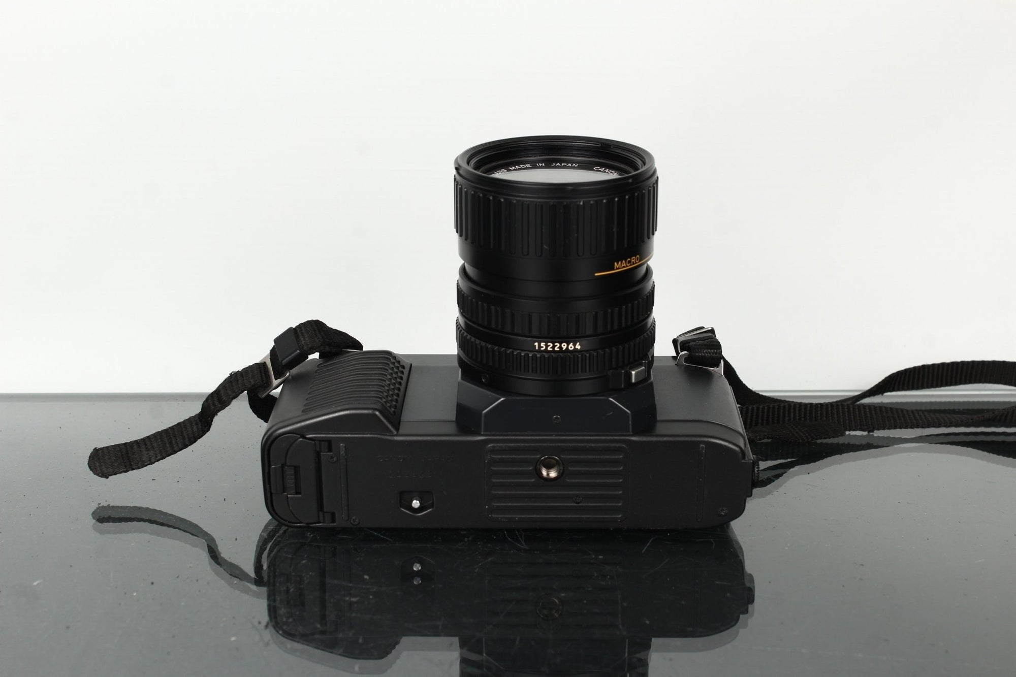 Canon T50 + Canon Zoom Lens FD 35 - 70mm 1:3.5 - 4.5 - Dutch|Thrift