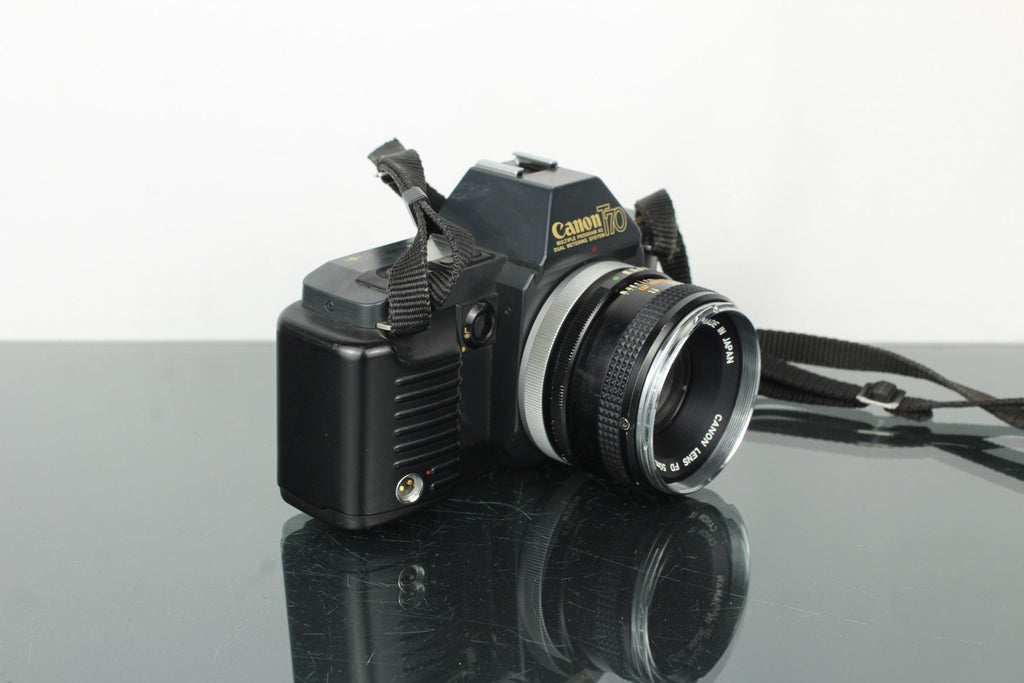 Canon T70 + 50mm 1.8 Canon FD lens - Dutch|Thrift