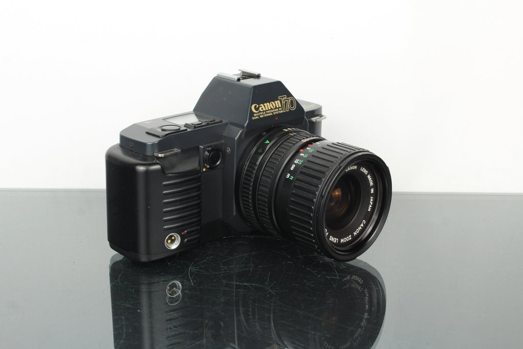 Canon T70 + Canon FD 35 - 70mm 1:3.5 - 4.5 lens (FD Mount) - Dutch|Thrift
