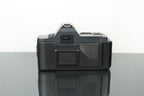 Canon T70 + Canon FD 35 - 70mm 1:3.5 - 4.5 lens (FD Mount) - Dutch|Thrift